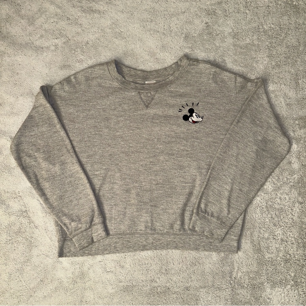 Disney Size XL Mickey Mouse Cropped Sweatshirt